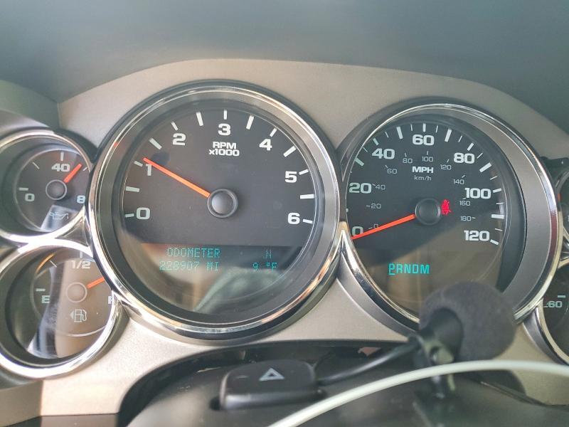 2009 CHEVROLET SILVERADO K1500 LT — Фото 9 из 12