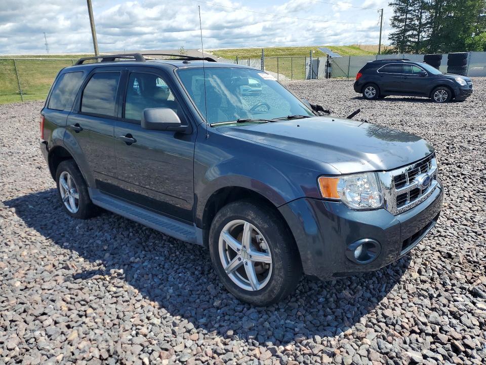2009 FORD ESCAPE XLT — Фото 4 из 13