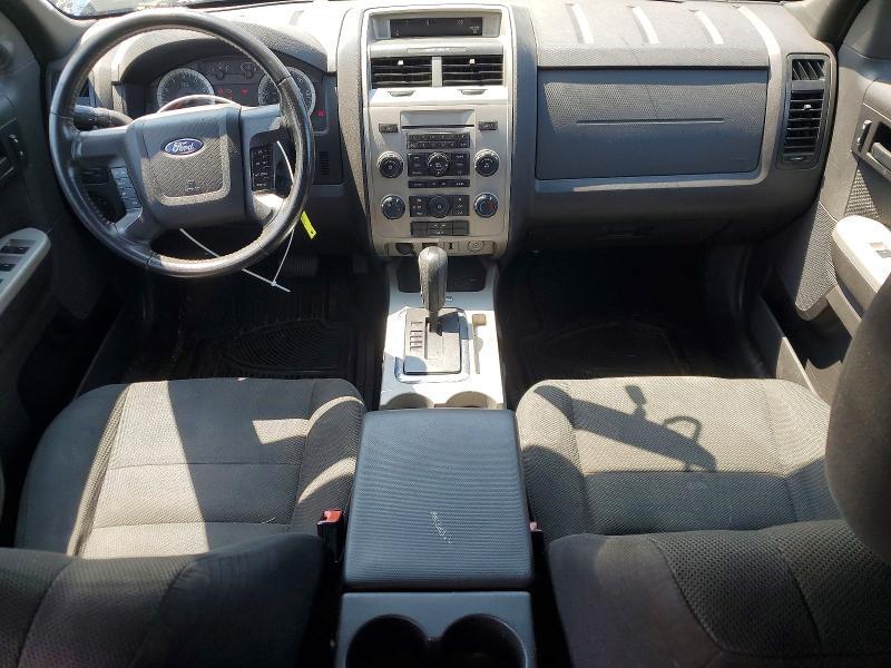 2009 FORD ESCAPE XLT — Фото 8 из 13