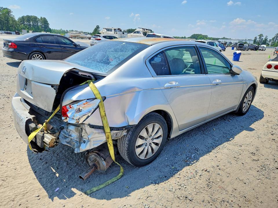 2009 HONDA ACCORD LX — Фото 3 из 12