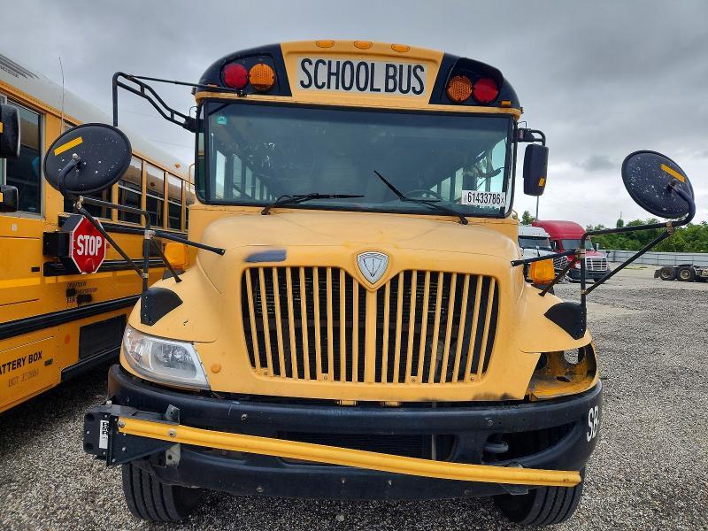 2009 IC CORPORATION CE SERIES SCHOOL - SCHOOL BUS — Фото 9 из 10