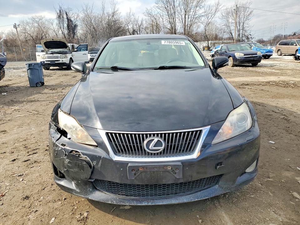 2009 LEXUS IS 350 — Фото 5 из 12