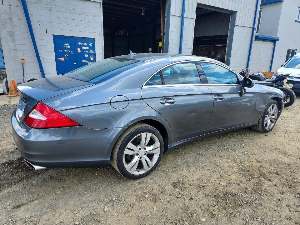 2009 MERCEDES-BENZ CLS 550 — Фото 3 из 12