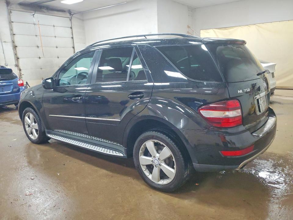 2009 MERCEDES-BENZ ML 350 — Фото 2 из 13