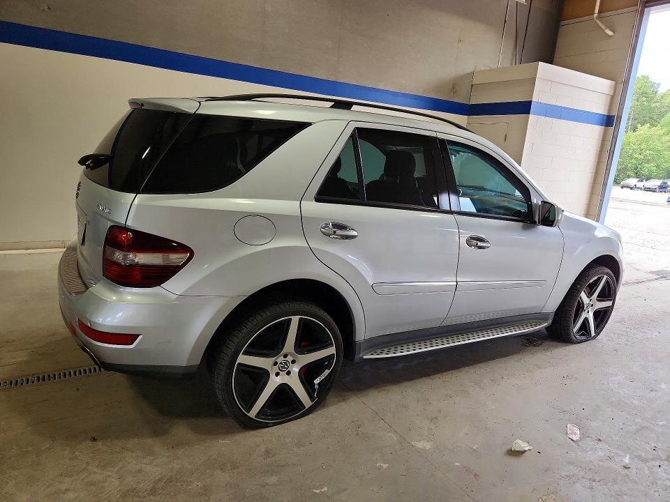 4JGBB86E29A461739 2009 MERCEDES-BENZ ML photo no. 3