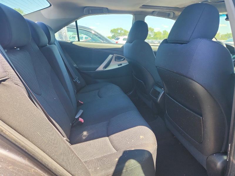 2009 TOYOTA CAMRY SE — Фото 10 из 12