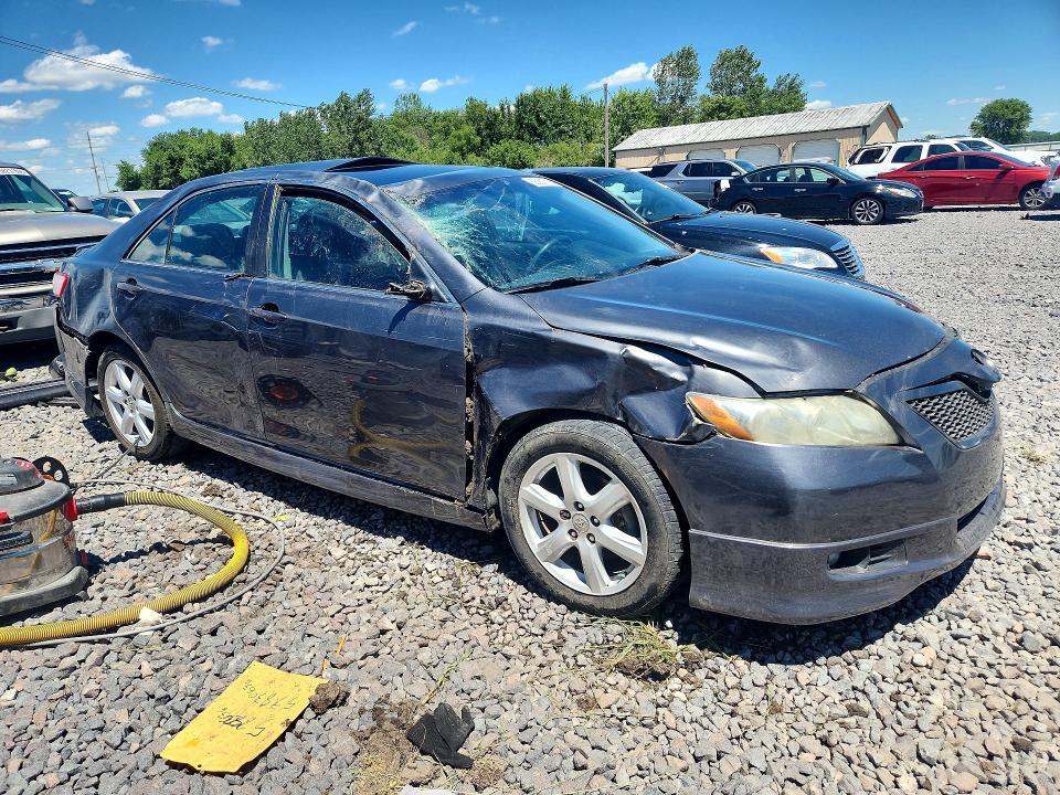 2009 TOYOTA CAMRY SE — Фото 4 из 12