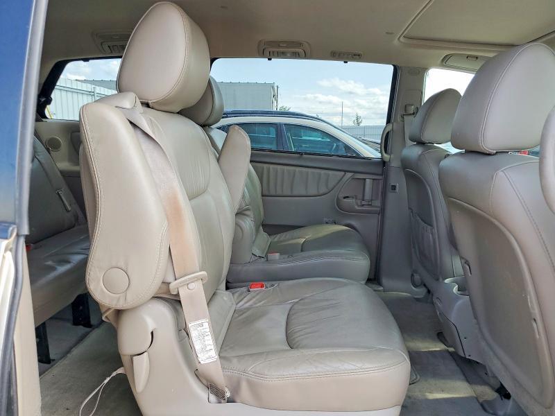 2009 TOYOTA SIENNA XLE — Фото 11 из 13