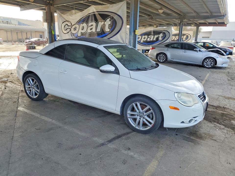 WVWFA71F99V015423 2009 VOLKSWAGEN EOS photo no. 4