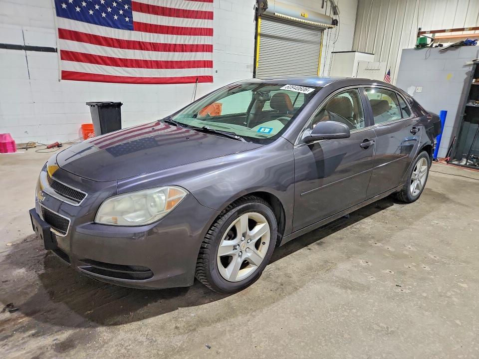 1G1ZB5EB8AF267032 2010 CHEVROLET MALIBU photo no. 1