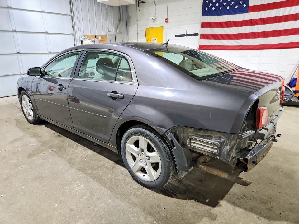 1G1ZB5EB8AF267032 2010 CHEVROLET MALIBU photo no. 2