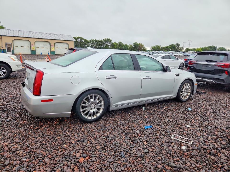 2010 CADILLAC STS — Фото 3 из 12