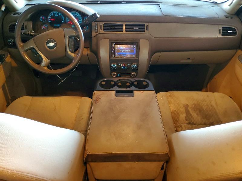 1GNMCAE3XAR168802 2010 CHEVROLET TAHOE photo no. 8