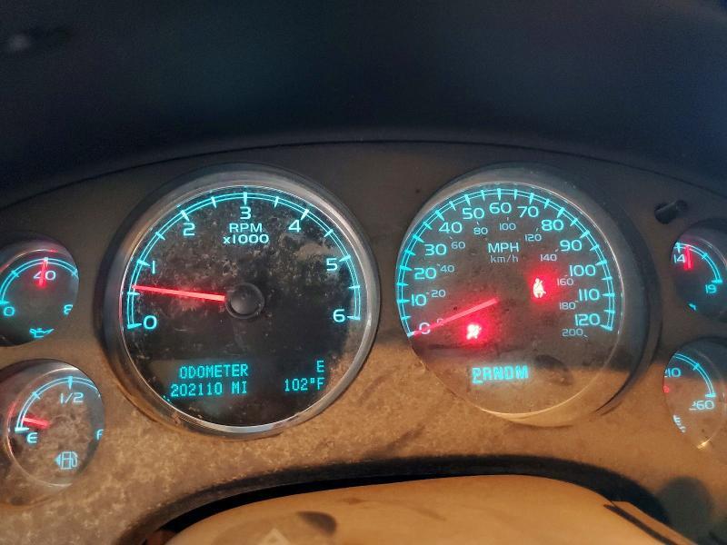 1GNMCAE3XAR168802 2010 CHEVROLET TAHOE photo no. 9