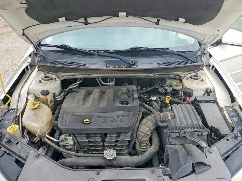 1C3CC5FB3AN147884 2010 CHRYSLER SEBRING photo no. 11