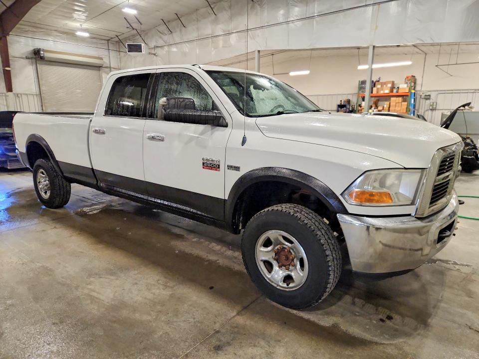 2010 DODGE RAM 2500 — Фото 4 из 12