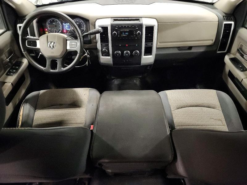 2010 DODGE RAM 2500 — Фото 8 из 12