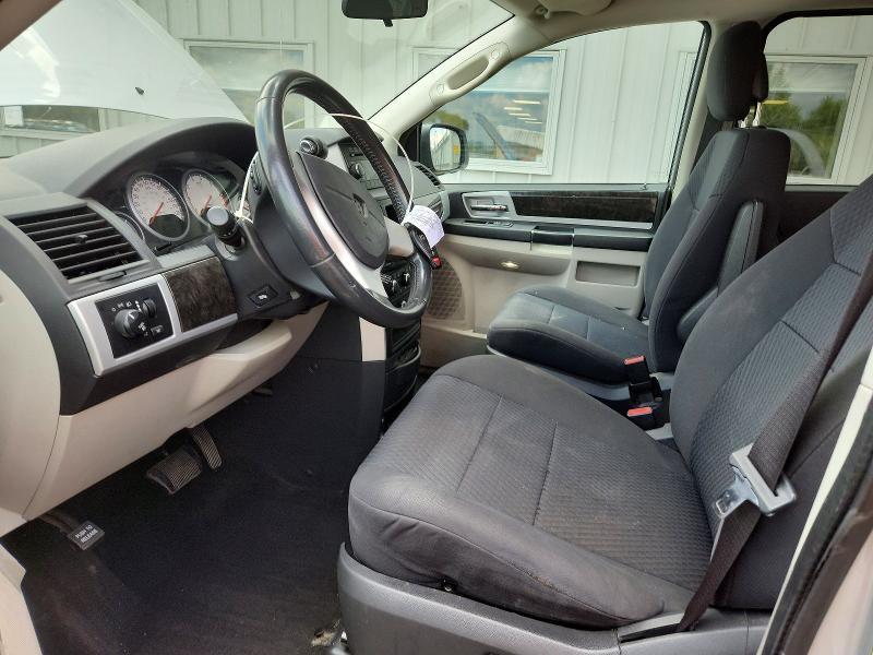 2010 DODGE GRAND CARAVAN SXT — Фото 7 из 14