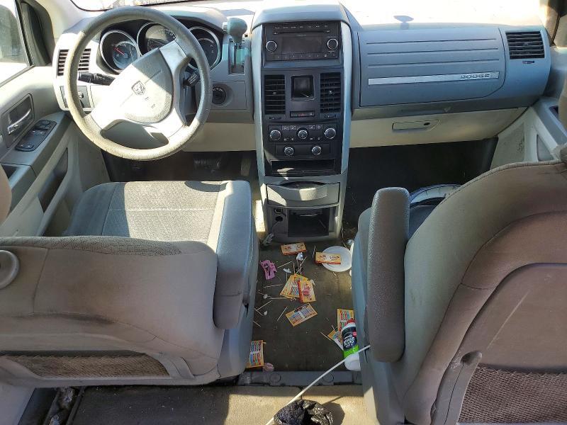 2010 DODGE CARAVAN — Фото 8 из 13