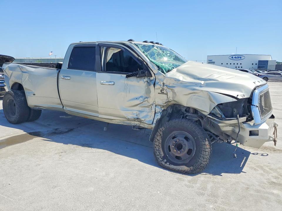 2010 DODGE RAM 3500 — Фото 4 из 12