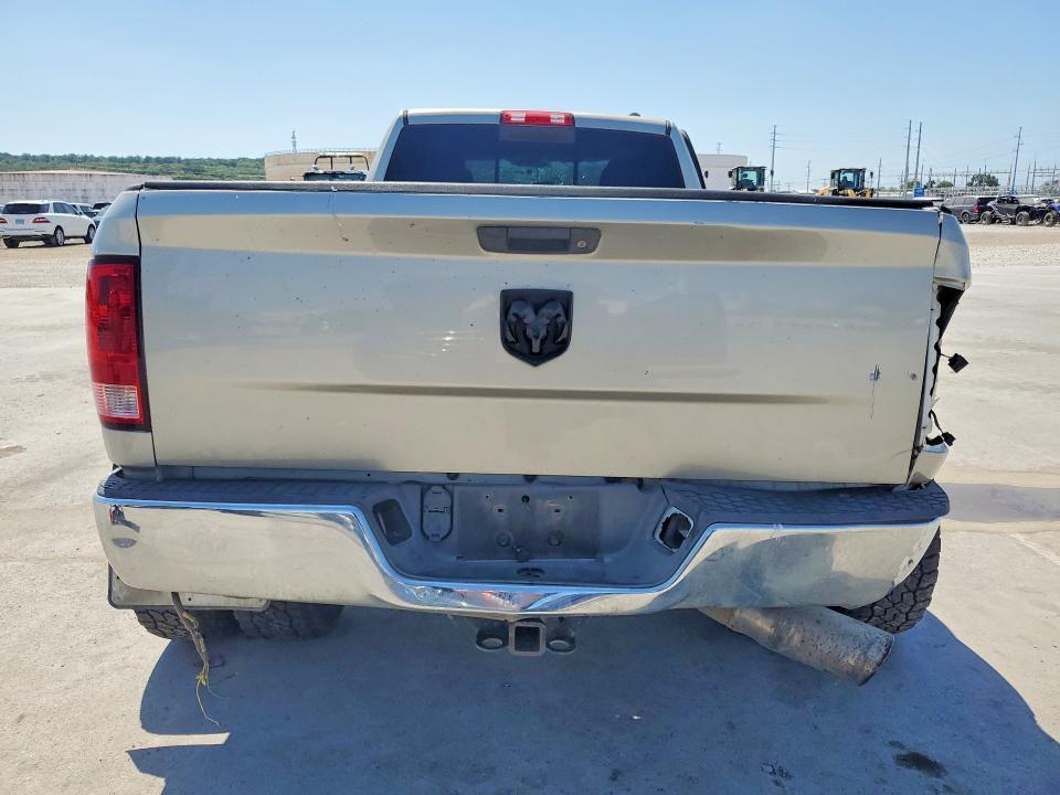 2010 DODGE RAM 3500 — Фото 6 из 12