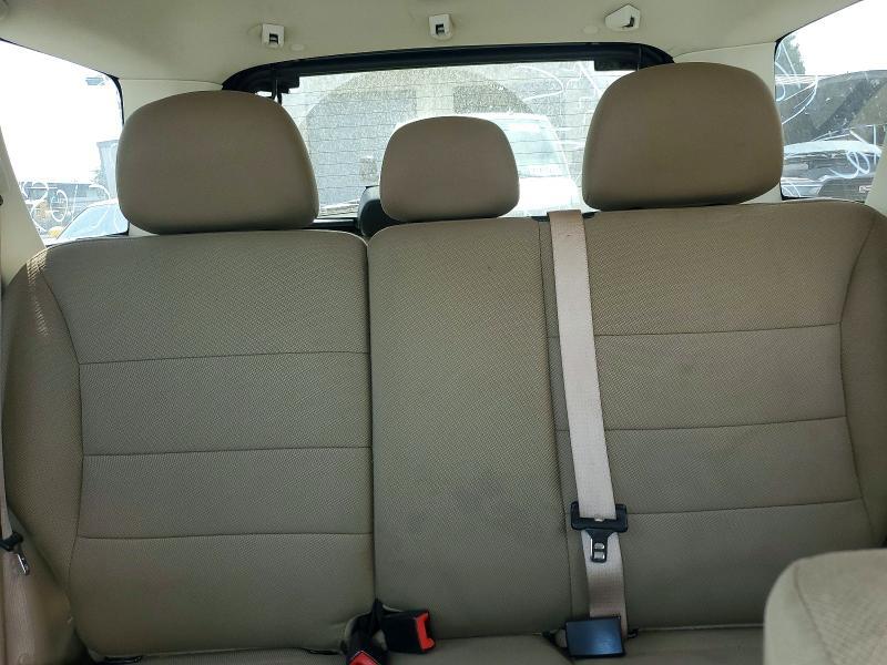 2010 FORD ESCAPE XLT — Фото 10 из 13