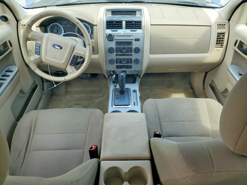 2010 FORD ESCAPE XLT — Фото 8 из 13