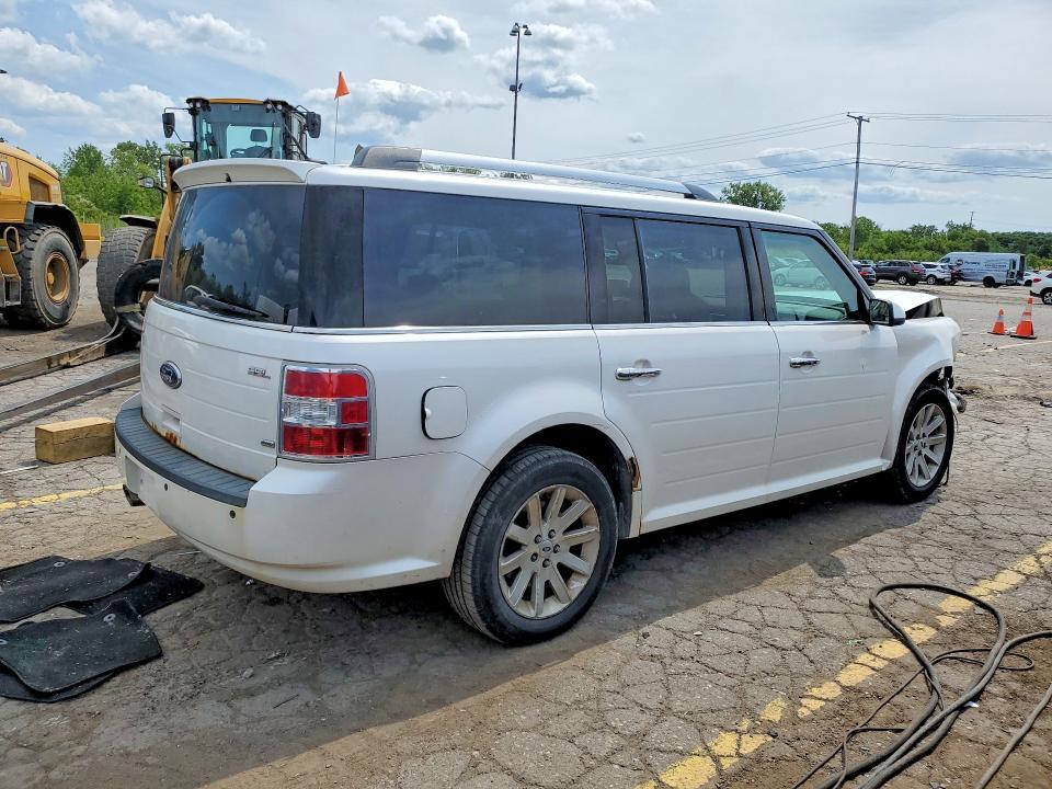 2FMHK6CC1ABA50150 2010 FORD FLEX photo no. 3