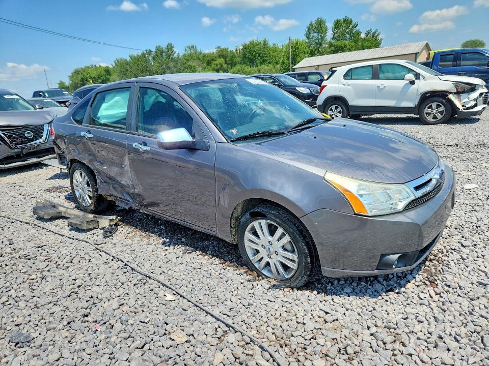2010 FORD FOCUS SEL — Фото 4 из 13