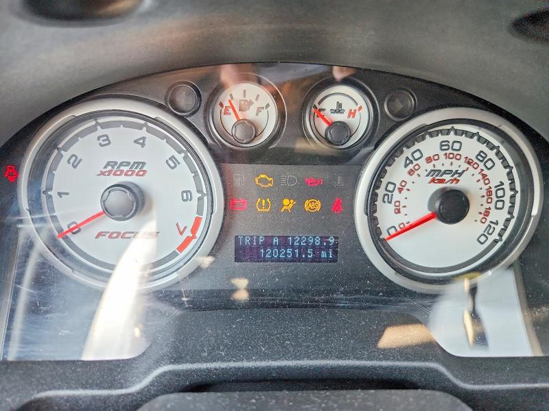 2010 FORD FOCUS SEL — Фото 9 из 13