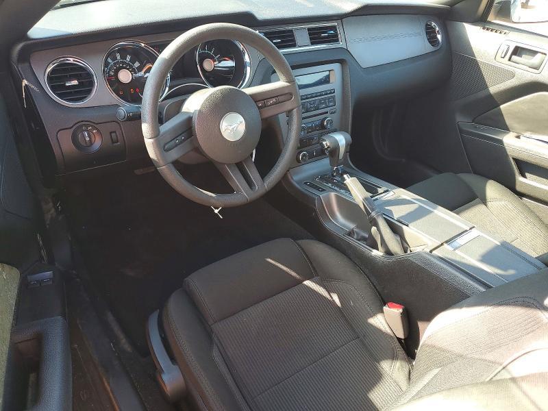 2010 FORD MUSTANG — Фото 8 из 12