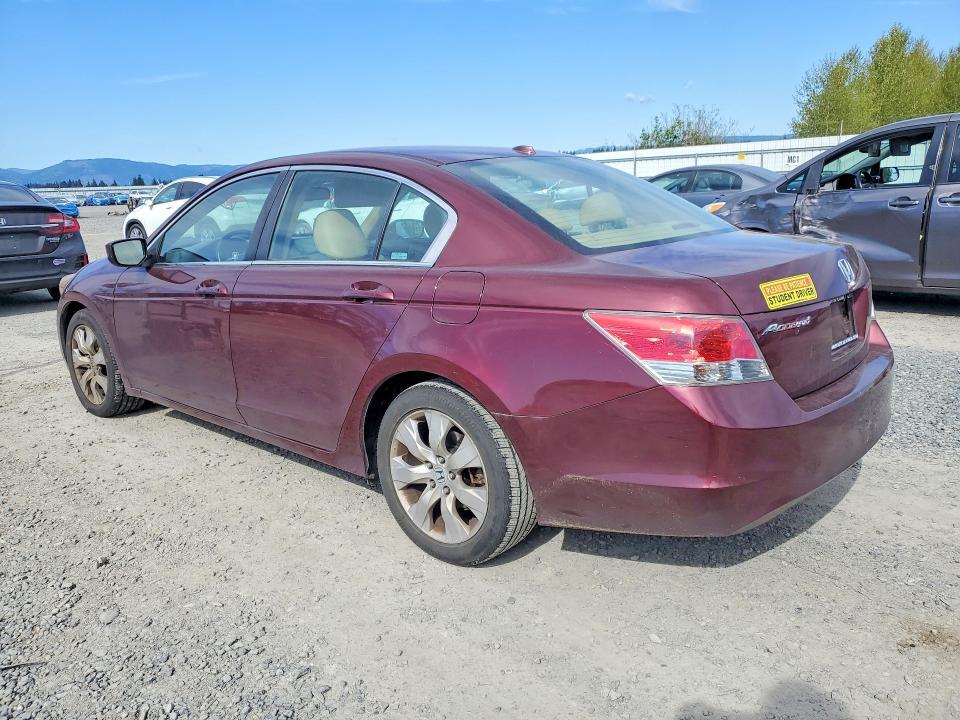 1HGCP2F8XAA175693 2010 HONDA ACCORD photo no. 2
