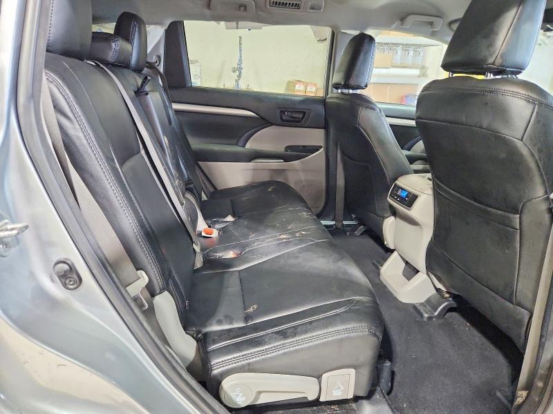 2018 TOYOTA HIGHLANDER LE — Фото 11 из 13