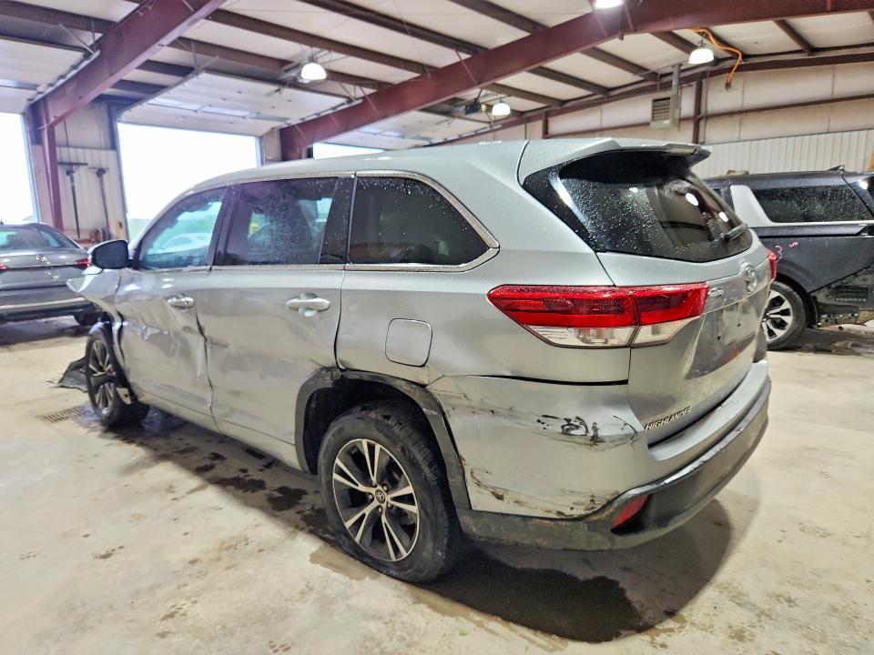2018 TOYOTA HIGHLANDER LE — Фото 2 из 13