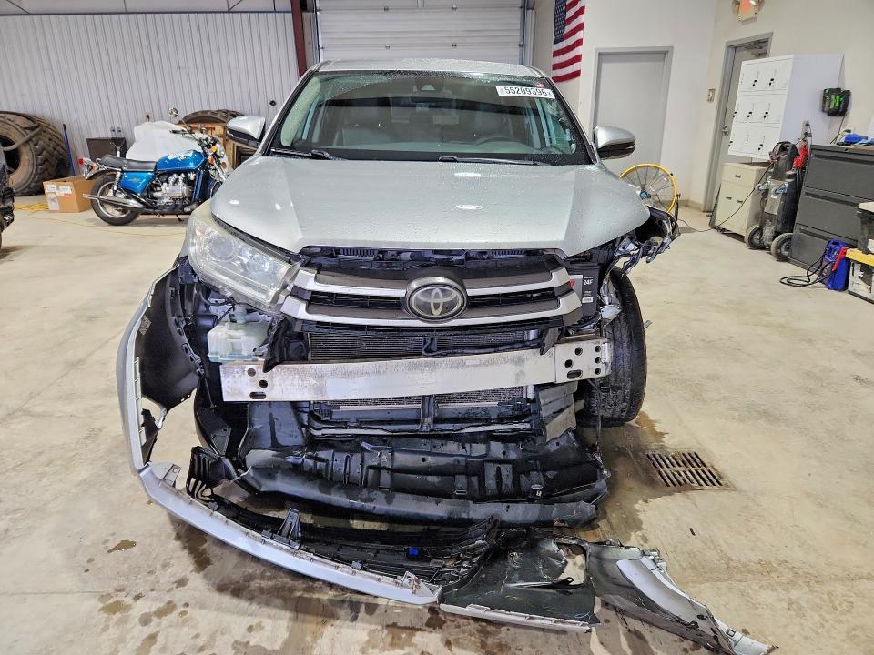 2018 TOYOTA HIGHLANDER LE — Фото 5 из 13
