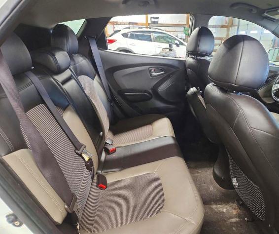 2010 HYUNDAI TUCSON GLS — Фото 11 из 13
