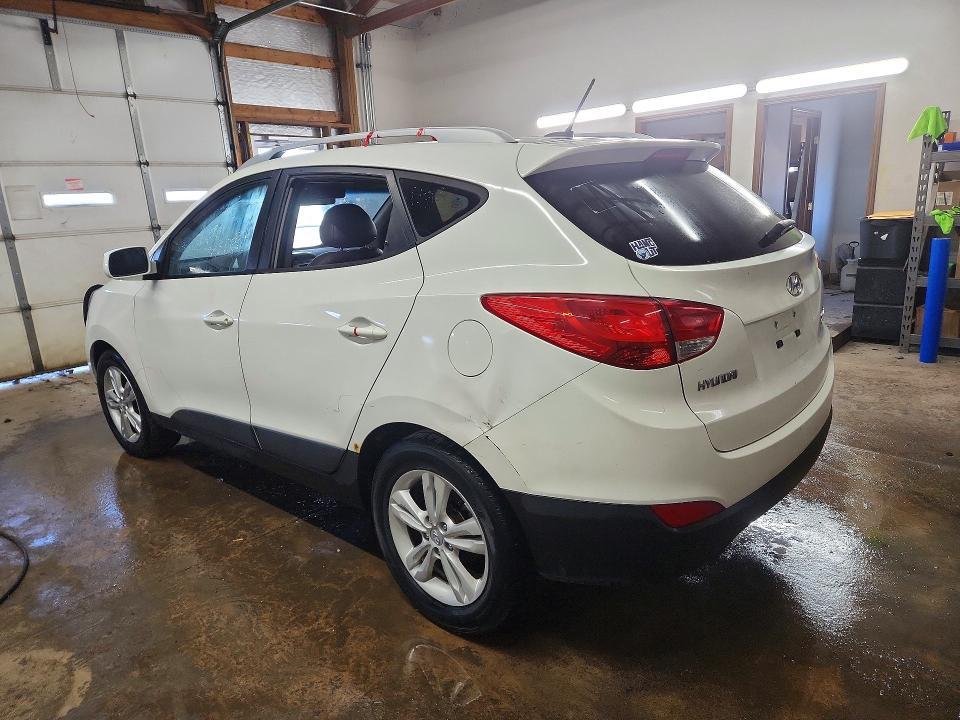 2010 HYUNDAI TUCSON GLS — Фото 2 из 13