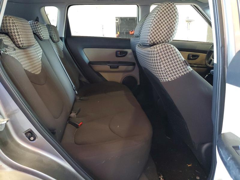 2010 KIA SOUL + — Фото 10 из 12