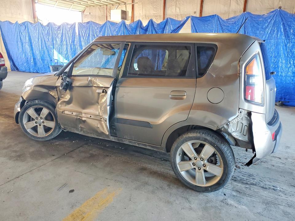 2010 KIA SOUL + — Фото 2 из 12
