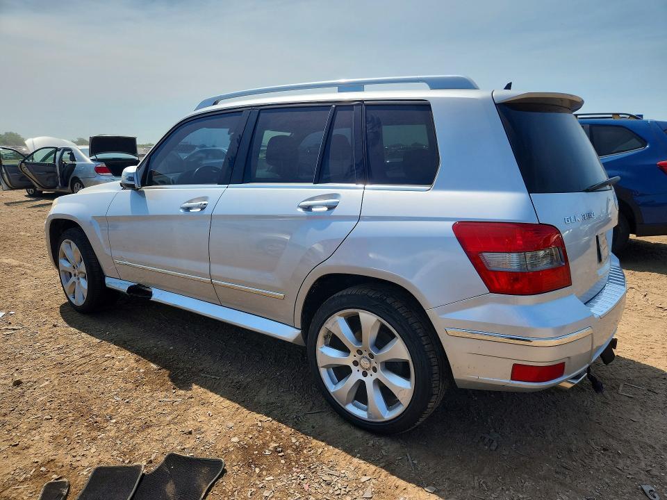WDCGG8HB3AF263302 2010 MERCEDES-BENZ GLK photo no. 2