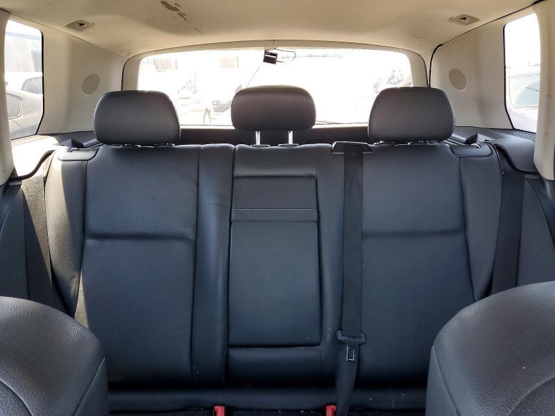 2010 MERCEDES-BENZ GLK 350 — Фото 10 из 13