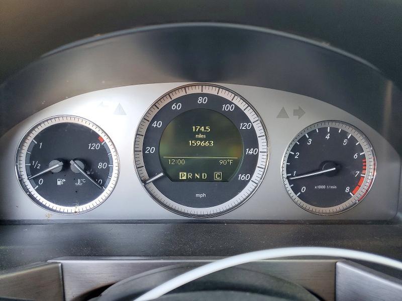 2010 MERCEDES-BENZ GLK 350 — Фото 9 из 13