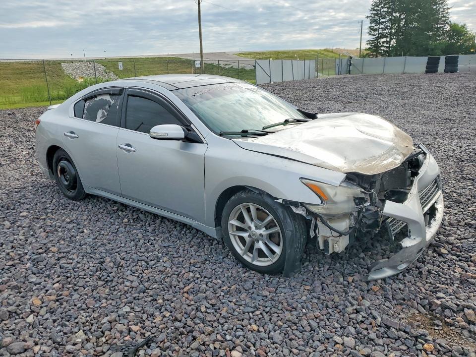 2010 NISSAN MAXIMA 3.5 S — Фото 4 из 13