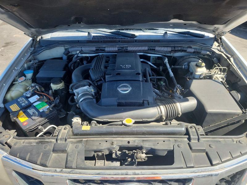 2010 NISSAN FRONTIER SE V6 — Фото 11 из 12