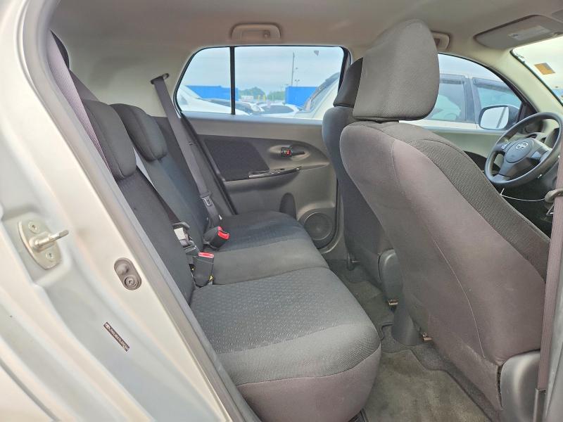2010 SCION XD BASE — Фото 11 из 13