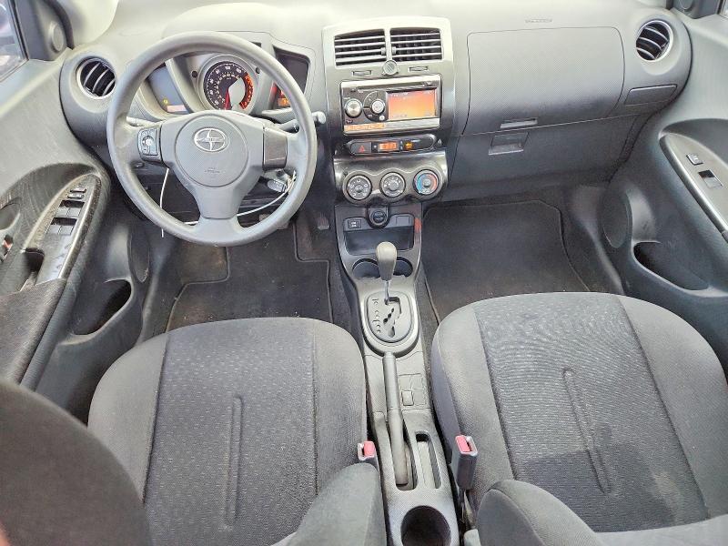 2010 SCION XD BASE — Фото 8 из 13