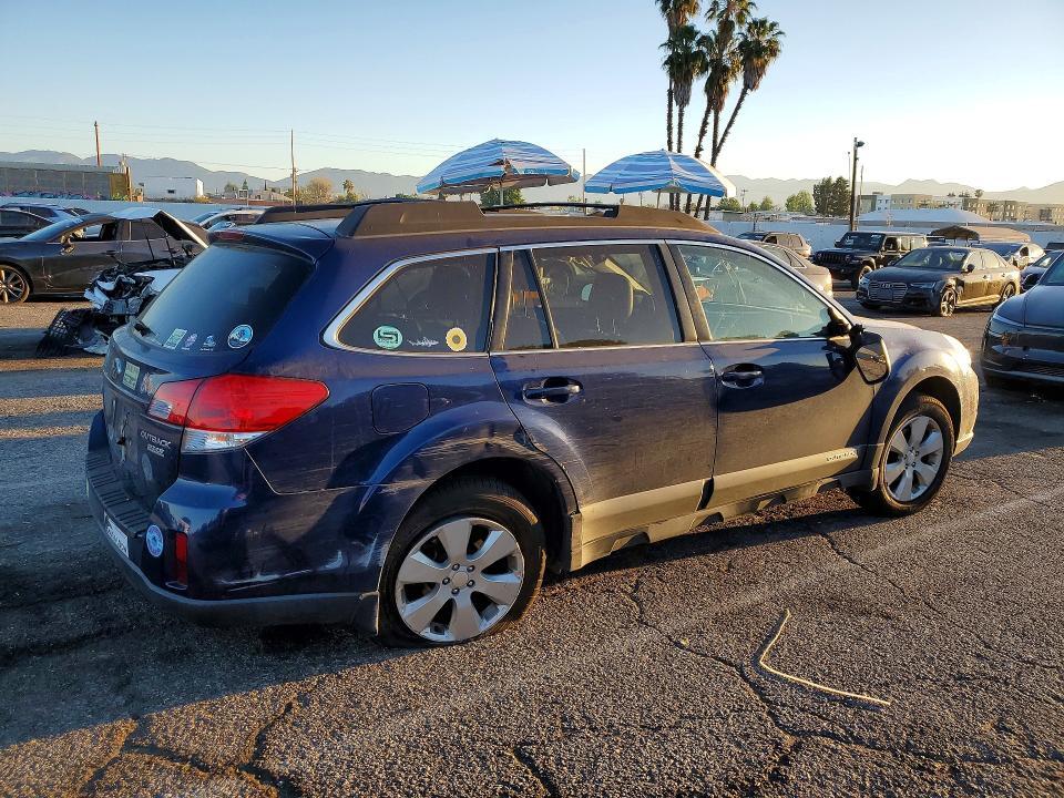 4S4BRBKC3A3331619 2010 SUBARU OUTBACK photo no. 3