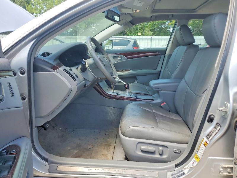 2010 TOYOTA AVALON XLS — Фото 7 из 12