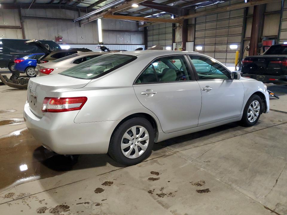 4T4BF3EK9AR035845 2010 TOYOTA CAMRY photo no. 3