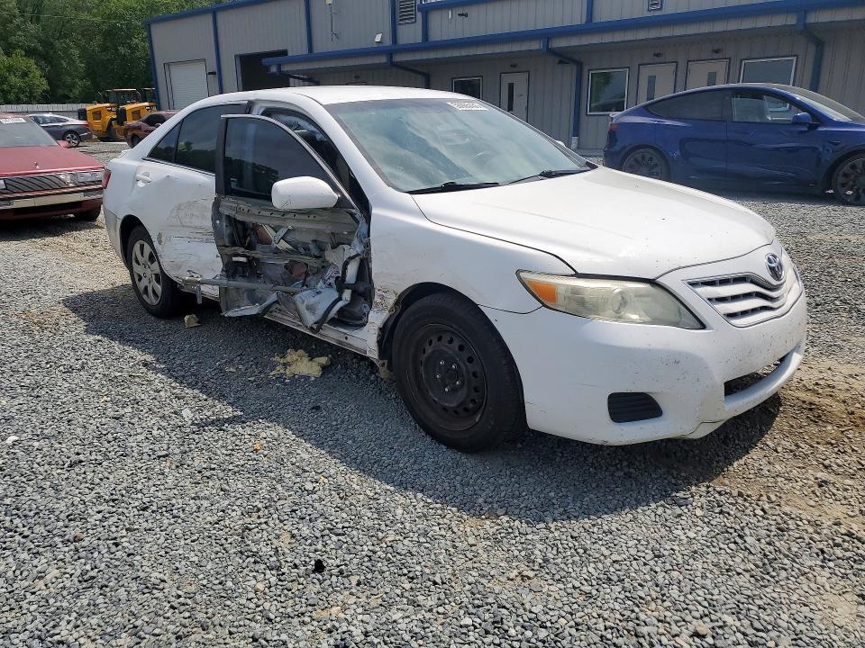 4T1BF3EK3AU515213 2010 TOYOTA CAMRY photo no. 4